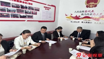 輕喜劇風格讓扶貧劇生動起來